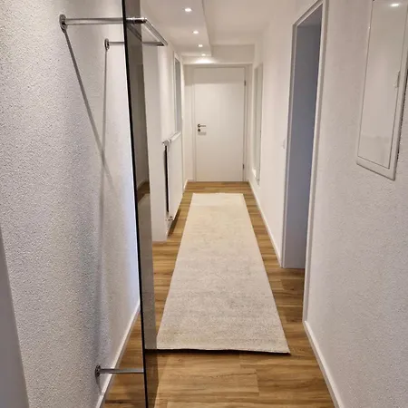 דירה Moderne Auf Zeit In