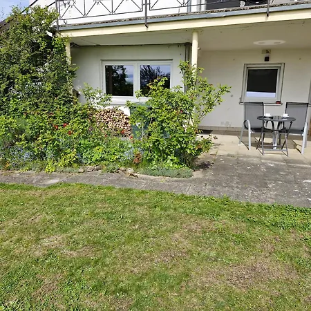 Moderne Auf Zeit In דירה